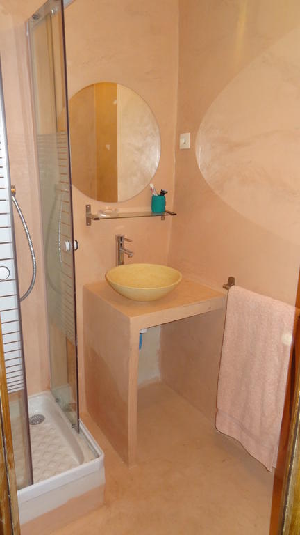 Appartement Avec Patio,2 Chambres,Patangarles Phòng bức ảnh